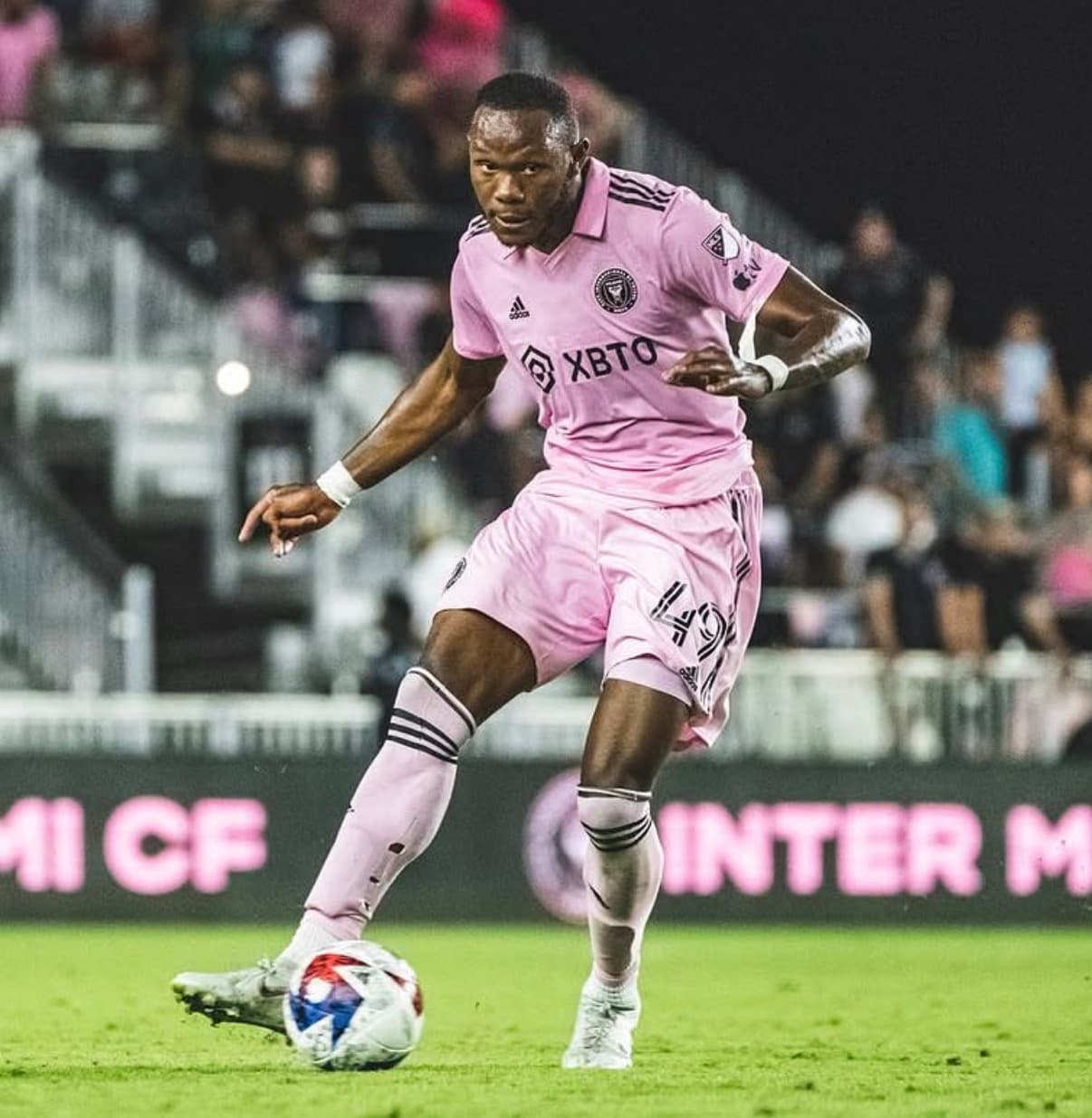 Shanyder Borgelin training at SoFlo Soccer